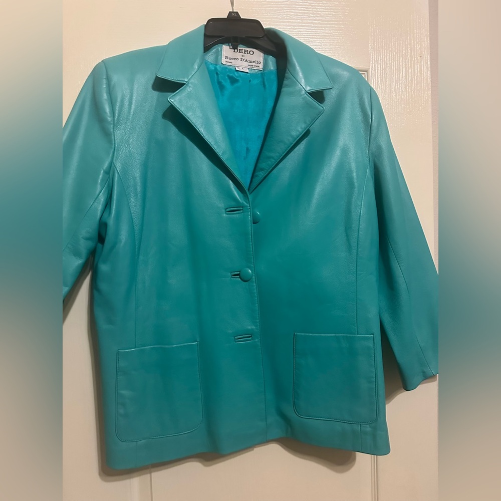 Dero by Rocco D’Amelio Vintage leather Jacket size Large
Great used condition